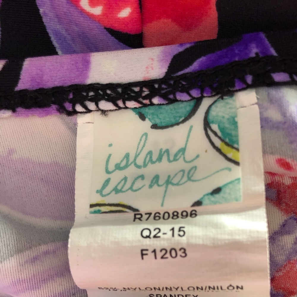 Island Escape - Picture 5 of 6